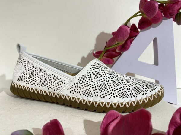 chaussure RIEKER perforée blanche