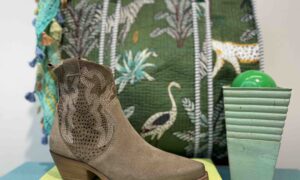 Bottine METISSE tiag taupe en nubuck ajourée