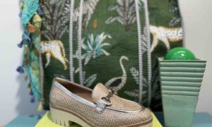 Mocassins TAMARIS semelle épaisse colorée