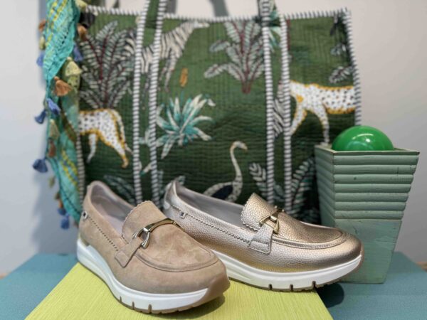 Mocassins - Baskets DORKING cuir doré ou nubuck beige