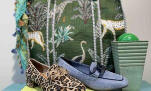 Mocassins TAMARIS à talon en jean ou léopard