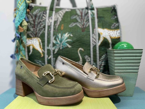 Mocassins DORKING à talon kaki ou doré