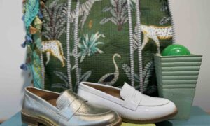 Mocassins MYMA vernis doré ou blanc