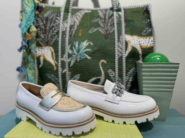 Mocassins MYMA semelle épaisse blanc ou blanc et raphia