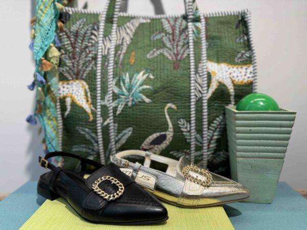 Ballerines MJUS ouverte à bout pointu doré ou noir avec boucle