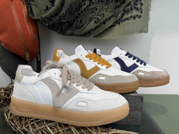 Basket VICTORIA beige, bleue ou jaune