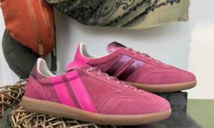 Basket CAVAL asymétrique framboise
