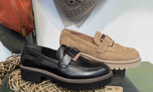 Mocassin TAMARIS semelle épaisse en cuir noir ou nubuck beige