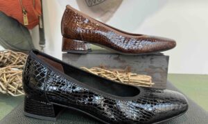 Ballerine ZOI noire ou chocolat vernis croco