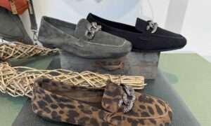 Mocassin Reqins boucle à strass léopard, kaki ou noir
