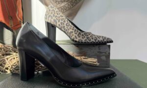 Escarpin MYMA nubuck léopard ou cuir noir