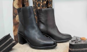 Bottine TAMARIS bout rond noire ou chocolat