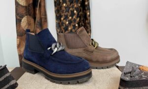 Bottine ANNCHAUSS nubuck bleu marine ou taupe