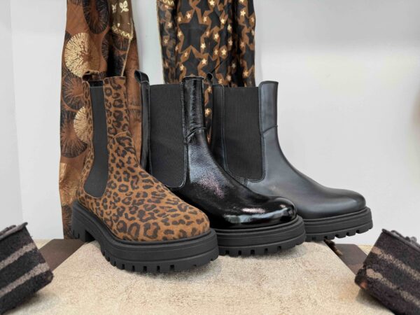 Boots WEDO à zip noire, noire vernis ou léopard