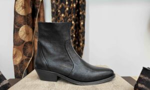Tiag ALIWELL à petit talon cuir noir