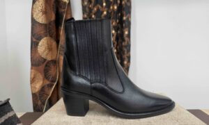 Bottine ALPE à talon, cuir noir