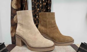 Bottine ALPE à talon semelle crêpe en nubuck beige ou camel