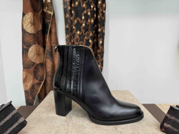 Bottine MAROLI à talon, cuir noir