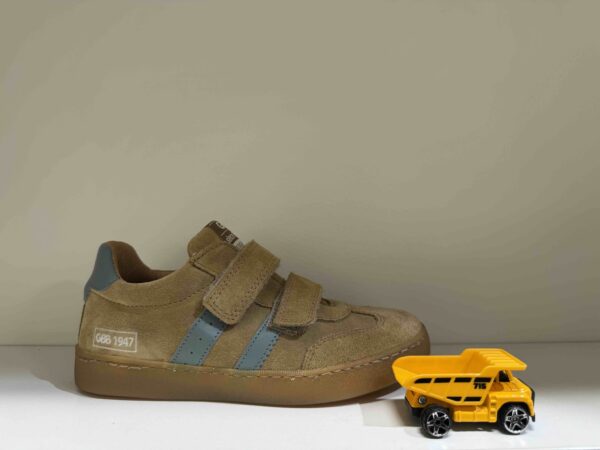 Basket GBB à scratch en nubuck beige et bleu