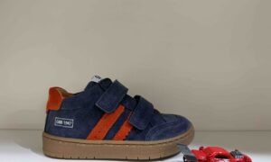 Basket GBB à scratch en nubuck bleu marine et orange