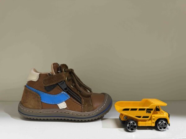 Basket GBB montante à lacets + zip camel et bleu