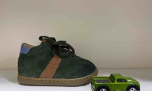 Basket SHOOPOM montante à lacets + zip, en vert sapin