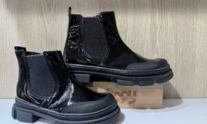 Bottine BOPY semelle épaisse en cuir vernis noir