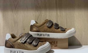 Basket BOPY à scratch, camel pailleté avec bout renforcé