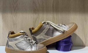 Basket GBB à lacets + zip, en doré