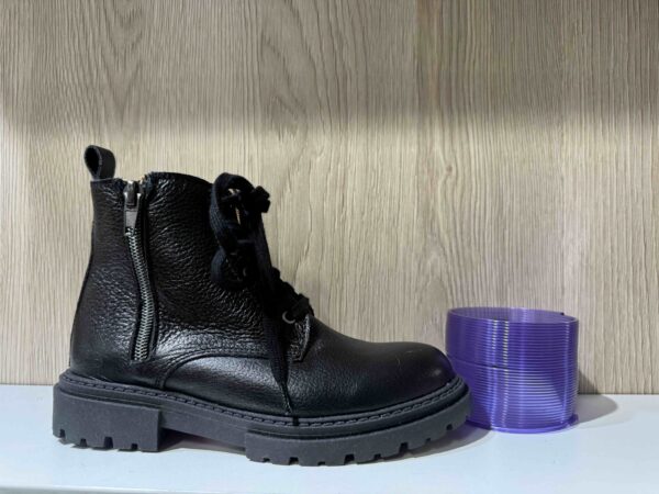 Bottine GBB à lacets + zip, en cuir noir