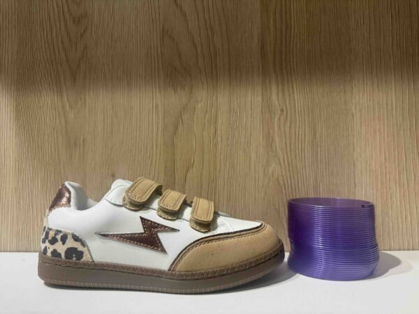 Basket VANESSA WU à scratch beige et blanc