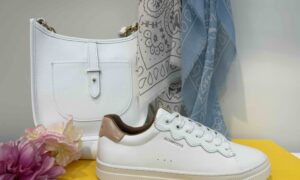 Basket SCHMOOVE semelle fine : blanche