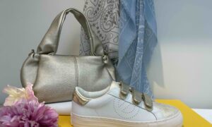 Basket NO NAME ARCADE : blanche et dorée